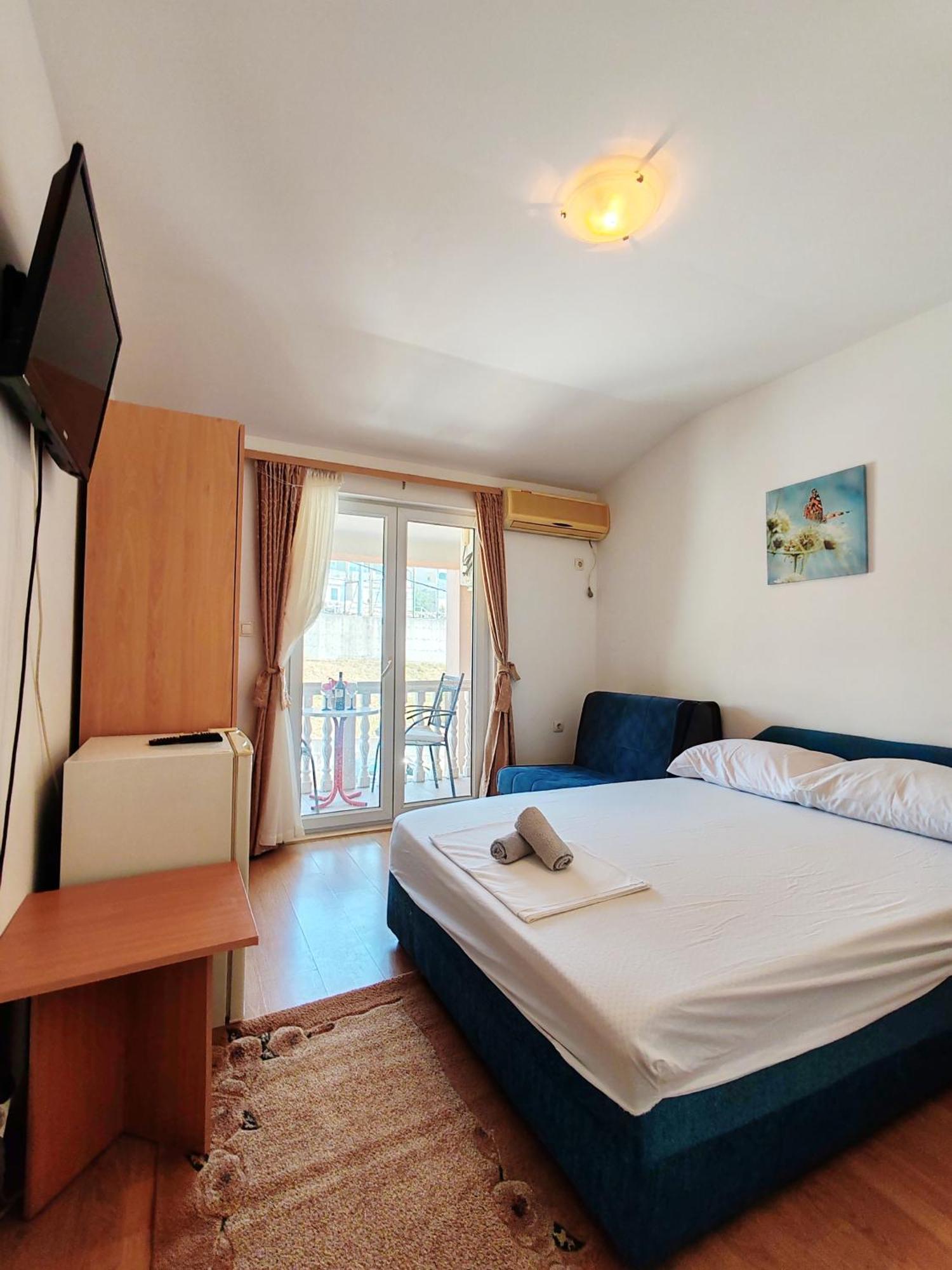 Apartment & Rooms Tempera Neum Rum bild