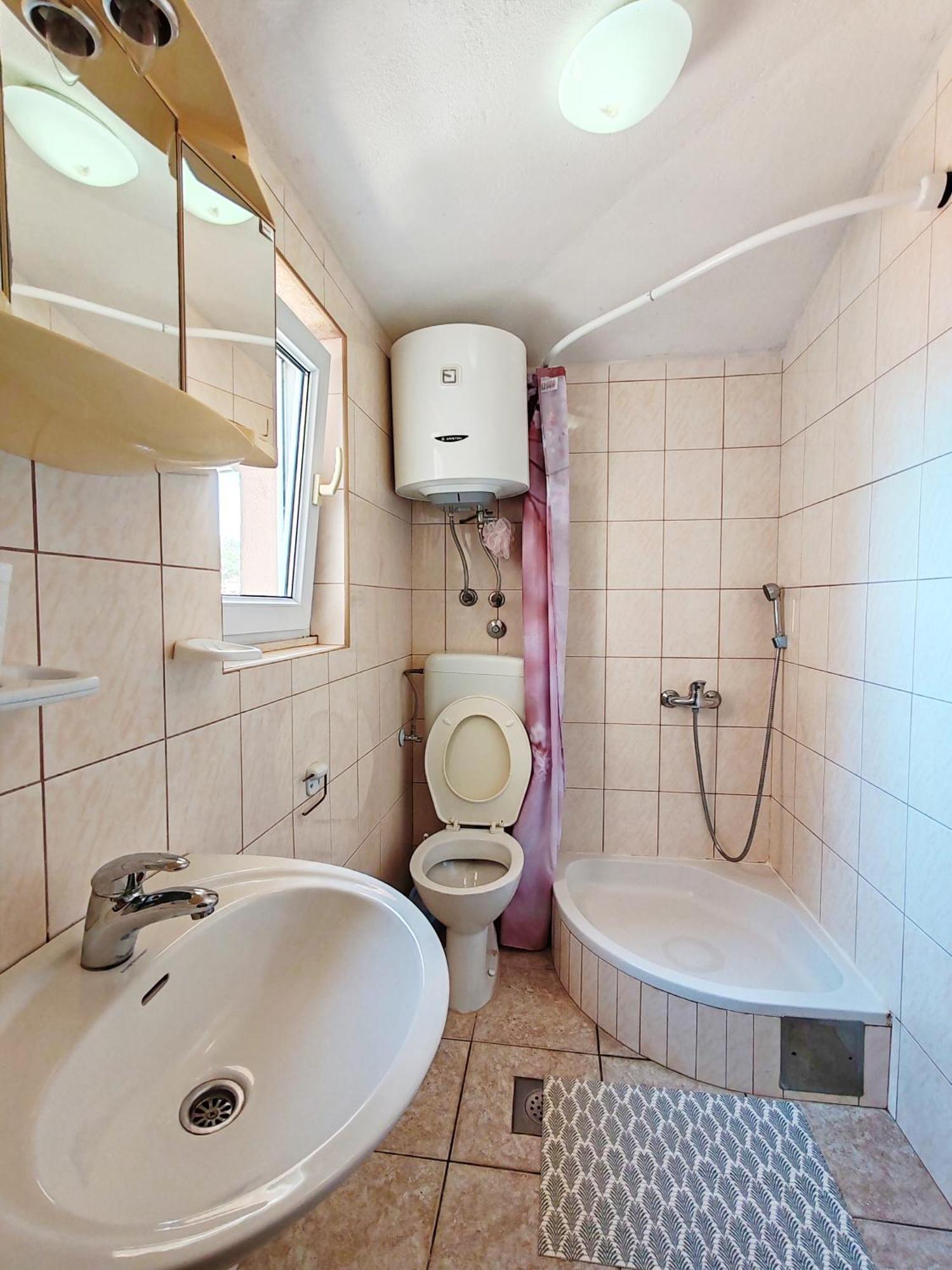 Apartment & Rooms Tempera Neum Rum bild