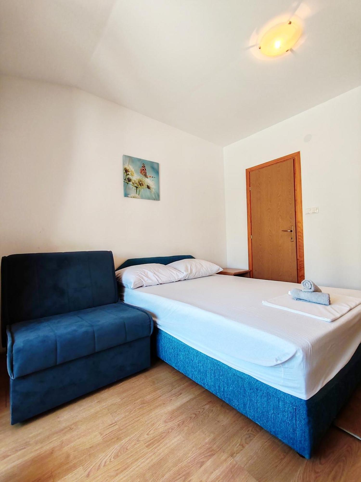 Apartment & Rooms Tempera Neum Rum bild