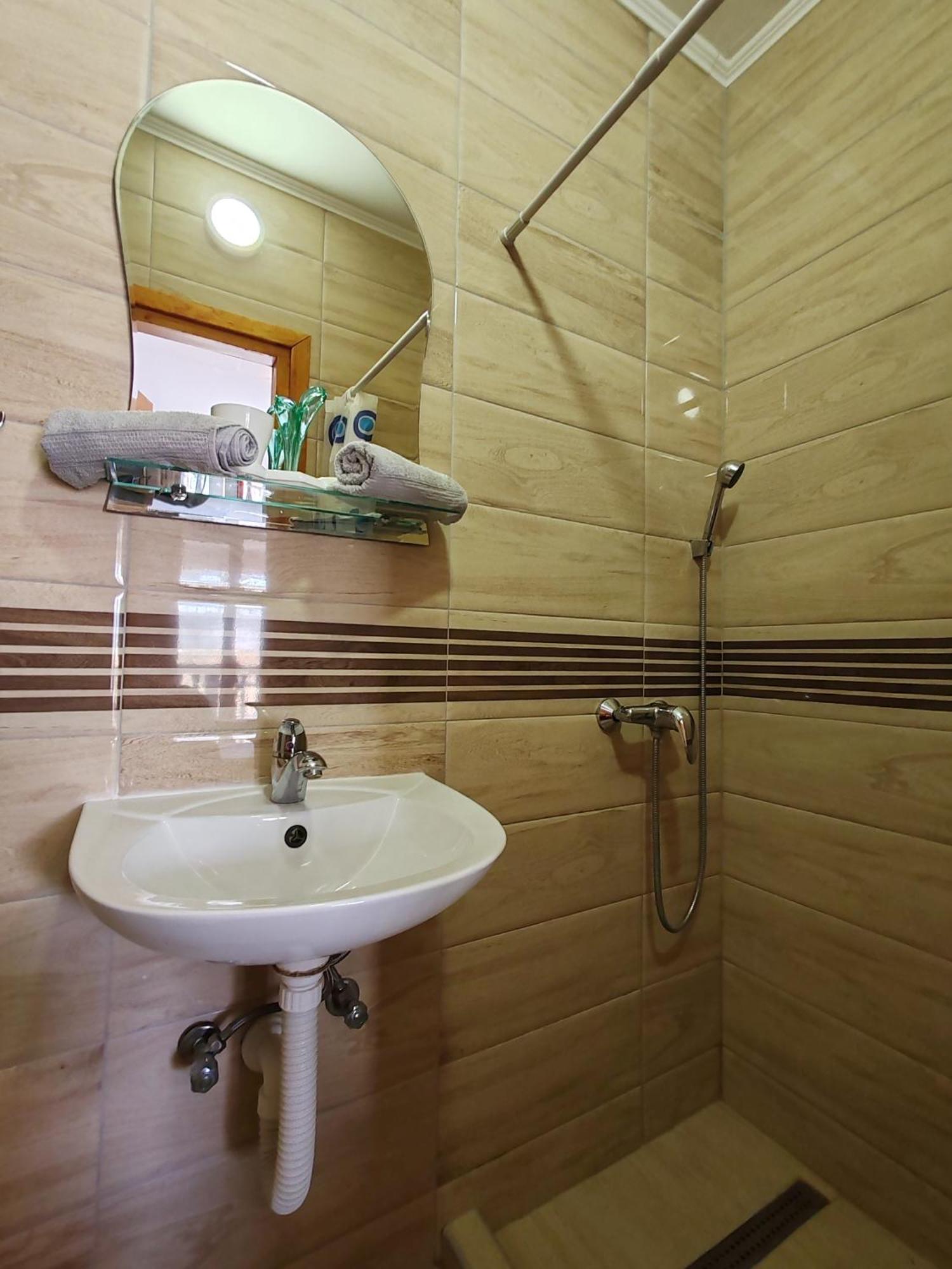 Apartment & Rooms Tempera Neum Rum bild